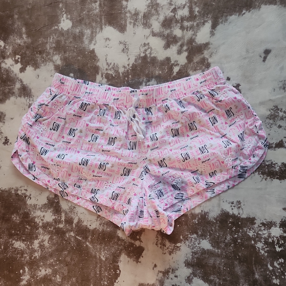 Victoria's Secret Pink and Black Graphic Shorts. Size: XS
